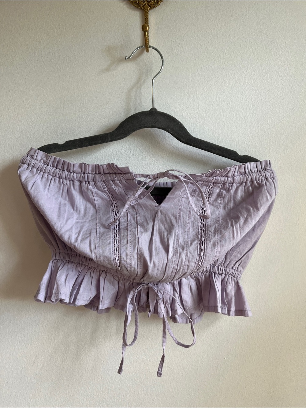 Hollister Lavender Tie-Front ruffle Crop Top, removable straps